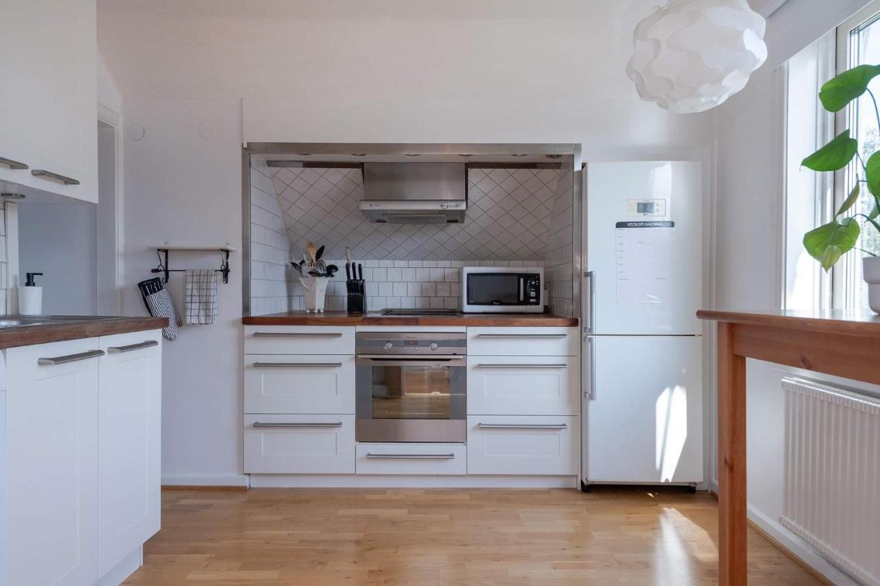 גטבורג White & Bright Room In A Shared Apartment מראה חיצוני תמונה